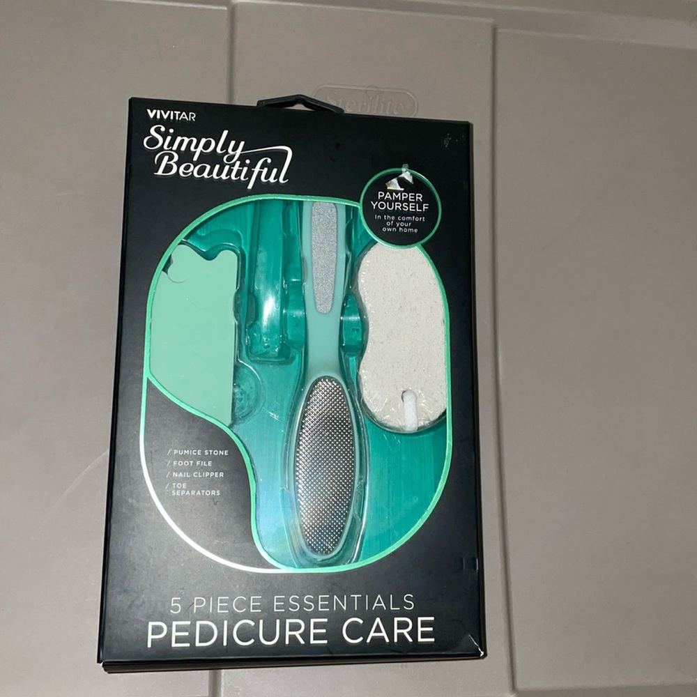 Simply Beautiful 5 piece essentials pedicure care